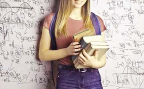 【热门】大学生贫困申请书四篇