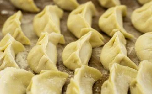 ����Ʒ�������ӳ������ĺϼ�10ƪ