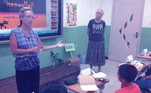 ��ѡ��ʦд������300��4ƪ