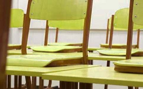 �Ը���ĸУ�ĸж�����