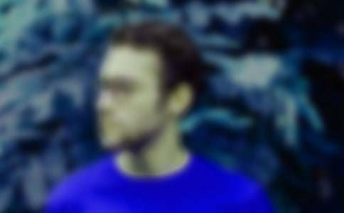 �����������ں���ǩ��