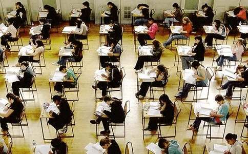 ��ĩ������־�ݽ���(����15ƪ)