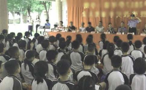 ɢѧ����У���´�