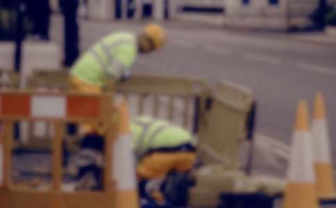 ��ҵ��ʩ���豸ά�޹�����ά������