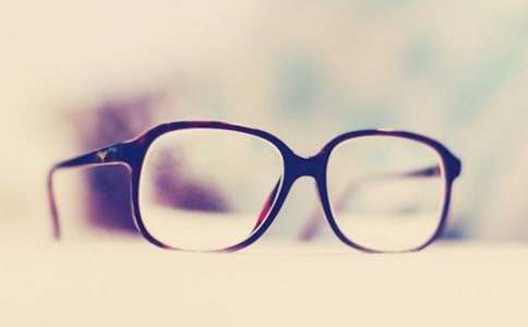 �۾�������